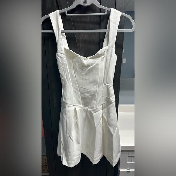 Runaway the label Bethani Mini Dress - Picture 6 of 7